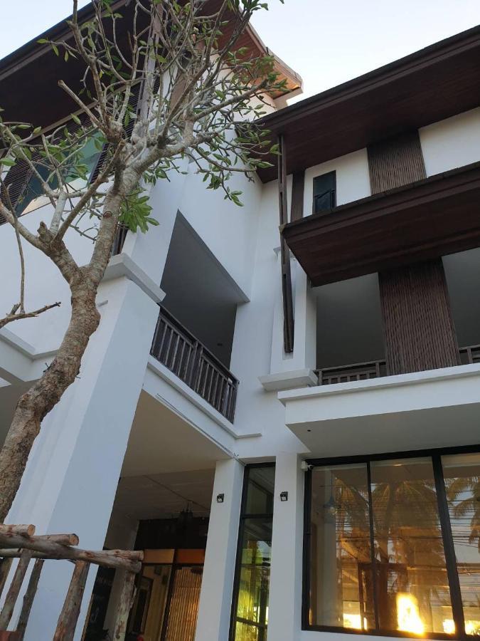 Baan Ampai Beach Hotel Hua Thanon  ภายนอก รูปภาพ