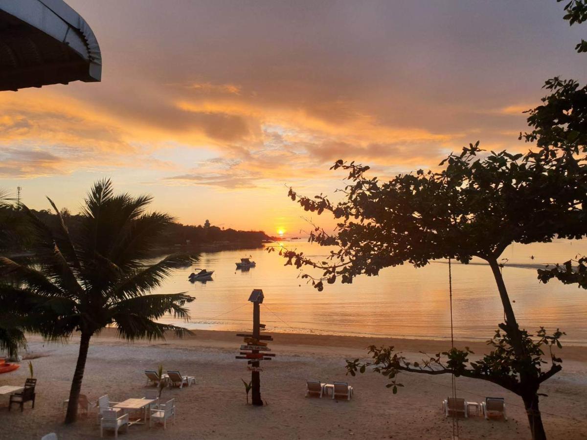 Baan Ampai Beach Hotel Hua Thanon  ภายนอก รูปภาพ